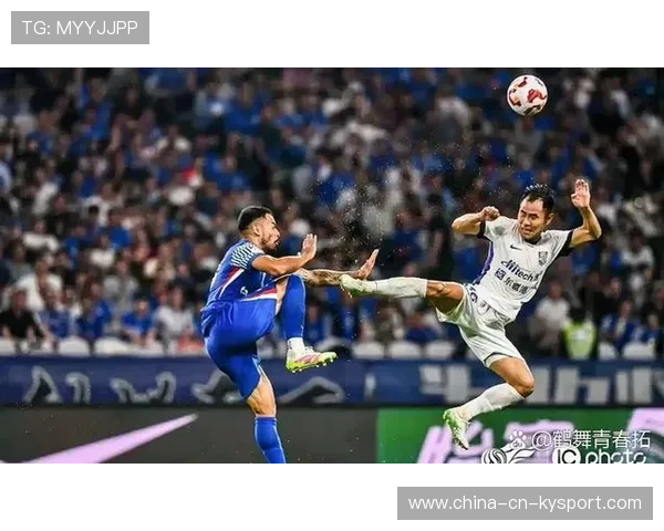 津门虎重返训练场，备战申花之战：巴顿伤情堪忧，球队状态急需调整